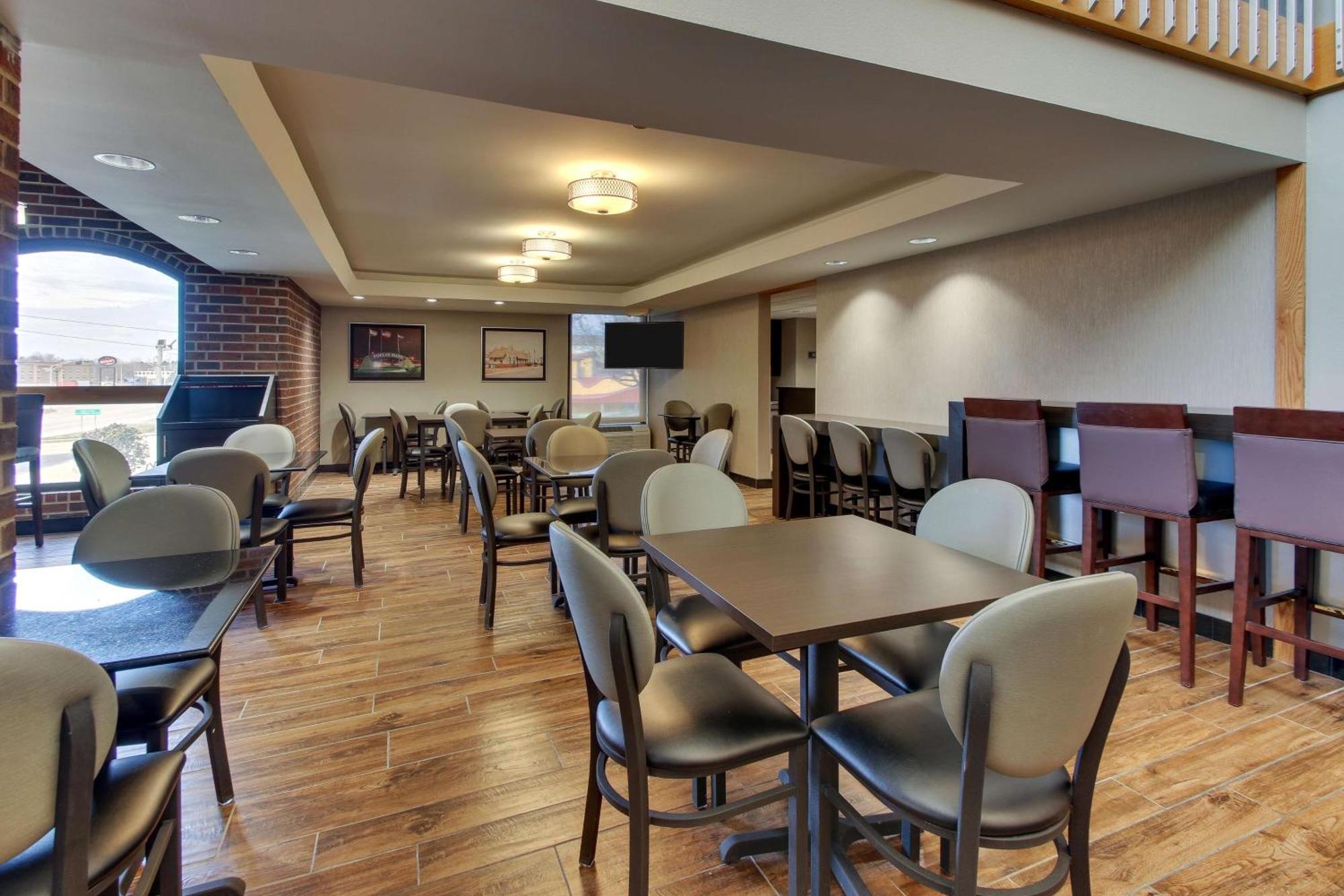 Drury Inn & Suites Poplar Bluff Exterior photo